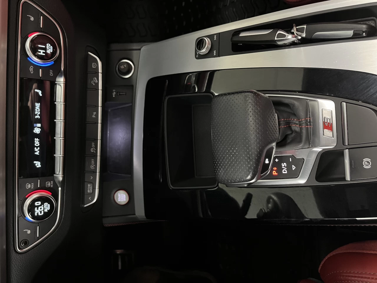 2022 Audi SQ5 QUANTUM GRAY  S-LINE  TECHNIC AIR RIDE Main Image