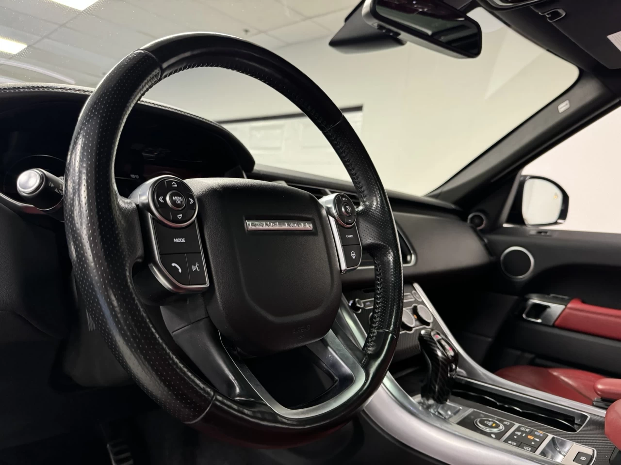 2016 Land Rover Range Rover Sport V8 SC Dynamic - FULL BLACK/RED - LOW KM - 510HP! Main Image