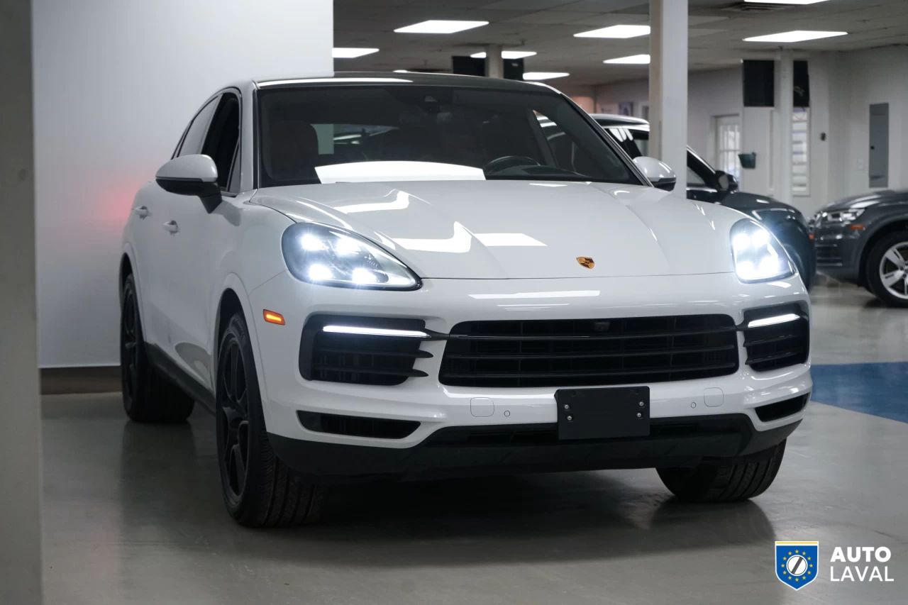 2022 Porsche Cayenne Coupe AWD Main Image