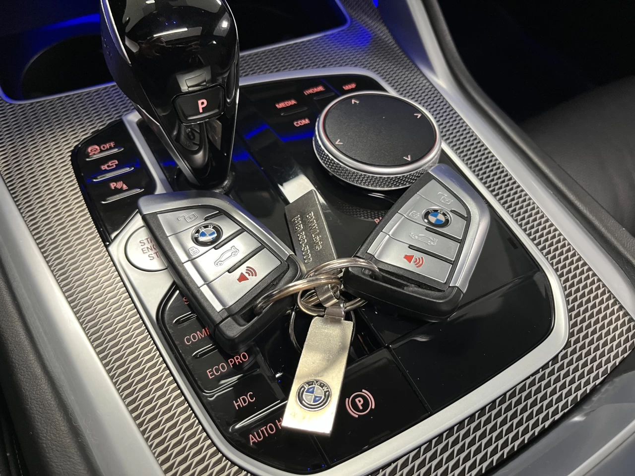 2023 BMW X6 MSPORT-FROZEN BLACK METALLIC-SKY LOUNGE Main Image