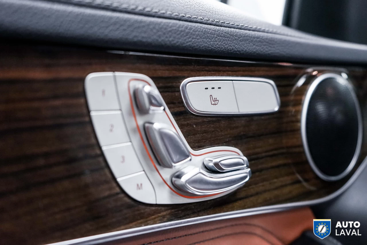 2016 Mercedes-Benz GLC 4MATIC 4dr GLC 300 Image principale