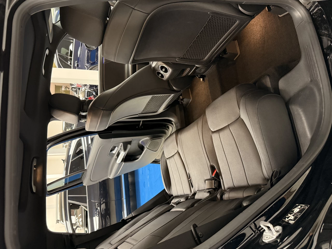 2021 Mercedes-Benz GLB GLB 250 4MATIC SUV Main Image