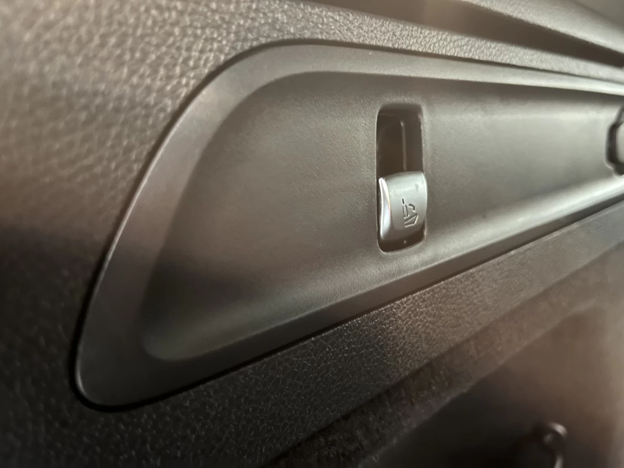 2021 Mercedes-Benz GLC GLC 300 4MATIC SUV *LOW KM* Main Image