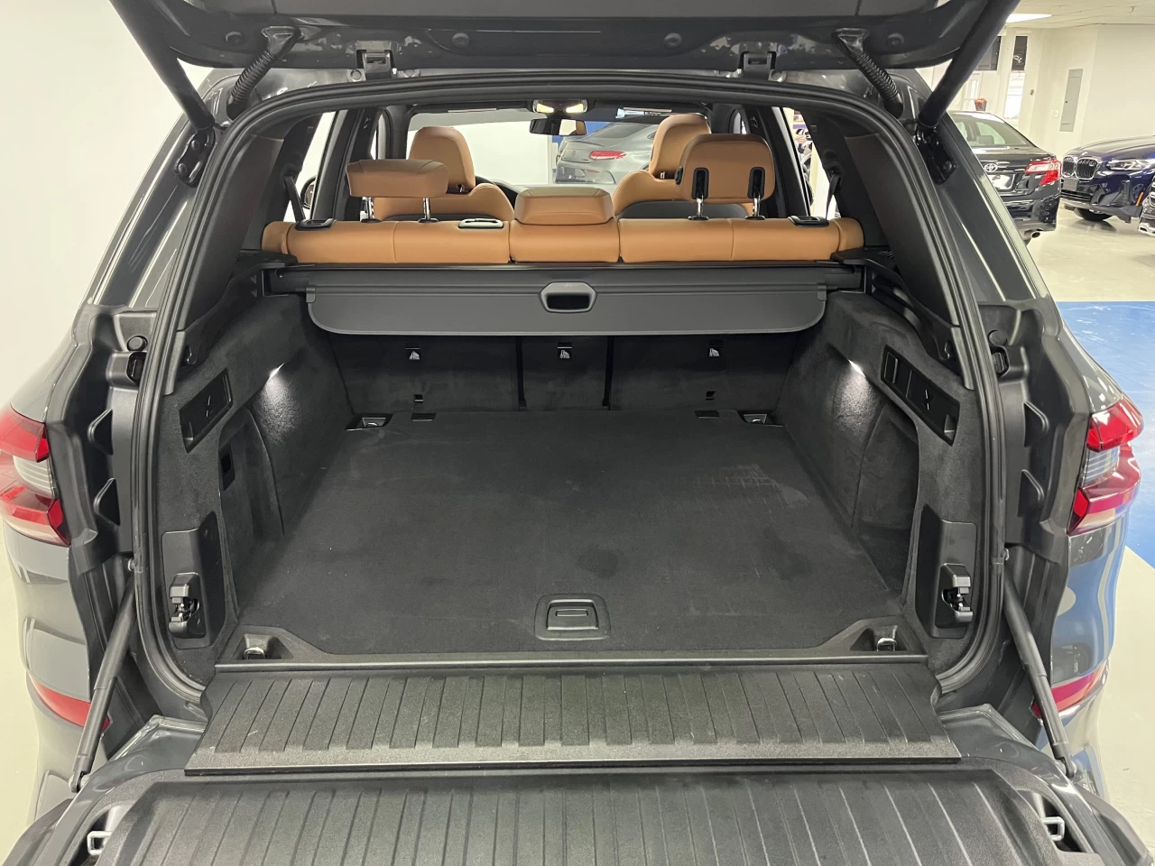 2023 BMW X5 X5 M SPORT SUPER HOT Main Image