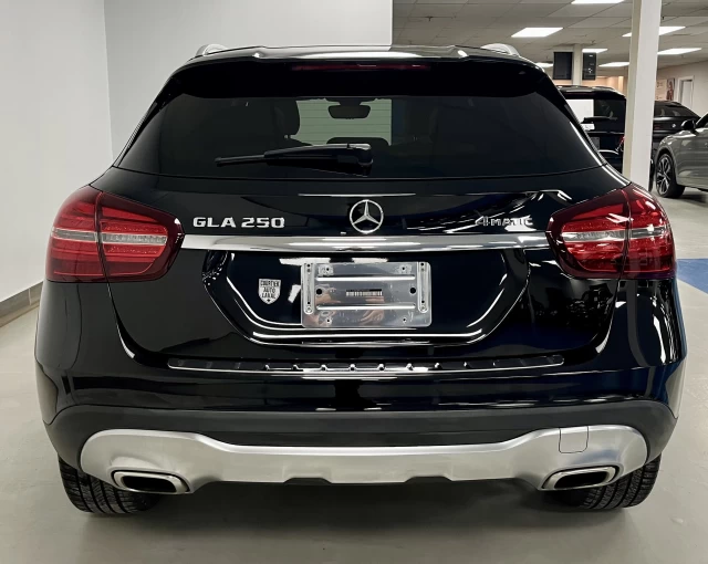 Mercedes-Benz GLA GLA 250 4MATIC SUV 2018