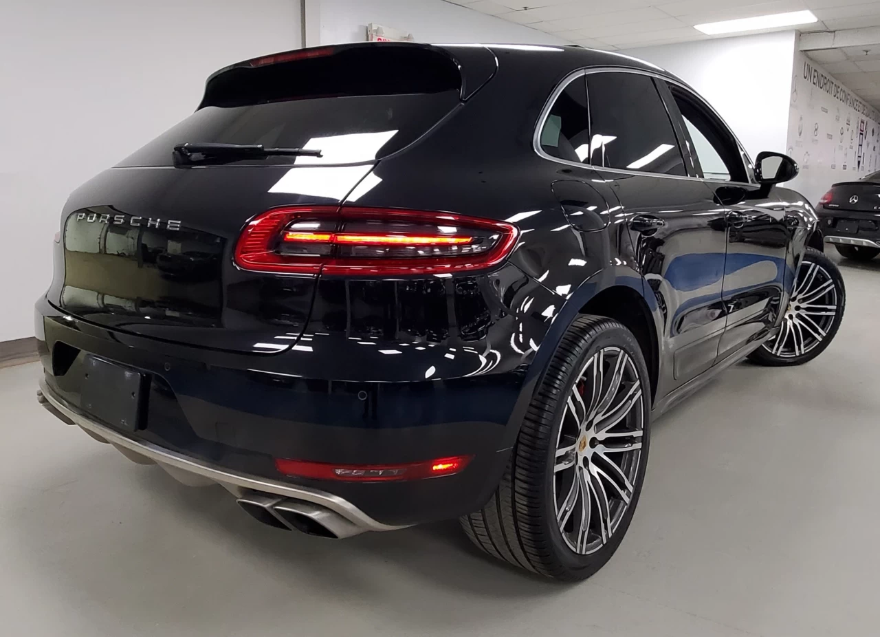 2015 Porsche Macan AWD 4dr Turbo Main Image