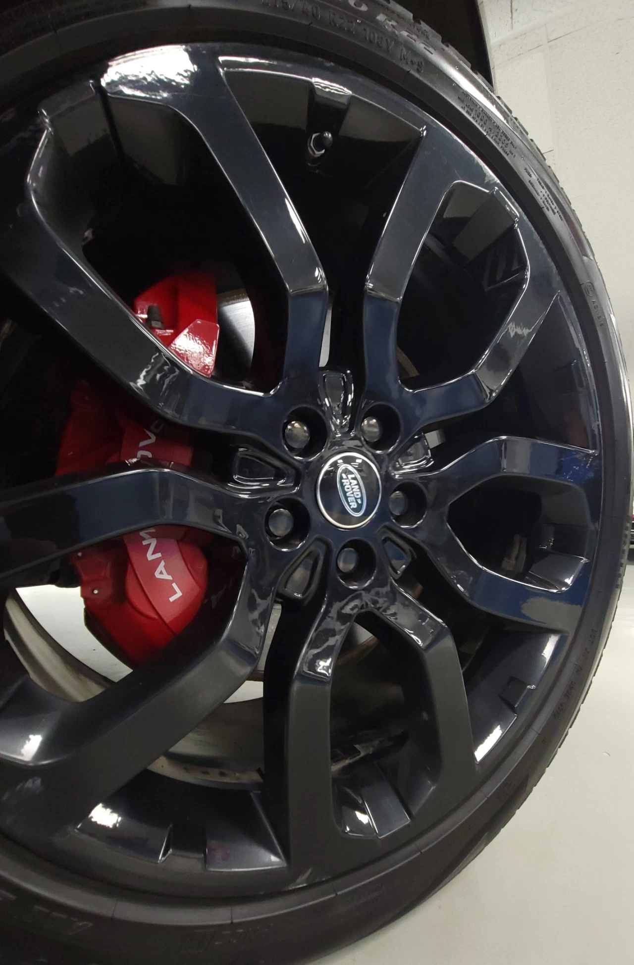 2020 Land Rover Range Rover Sport V8 Supercharged HSE Dynamic Main Image