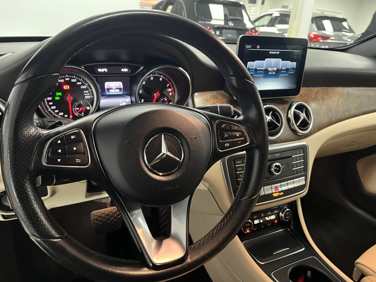 2018 Mercedes-Benz GLA GLA 250 4MATIC SUV Main Image