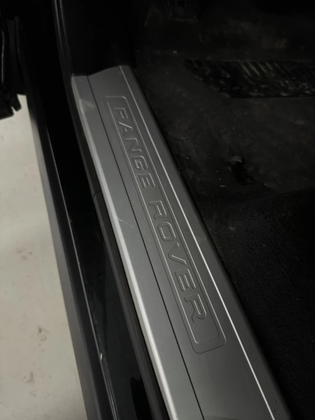 Land Rover Range Rover Sport V8 SC Dynamic - FULL BLACK/RED - LOW KM - 510HP! 2016