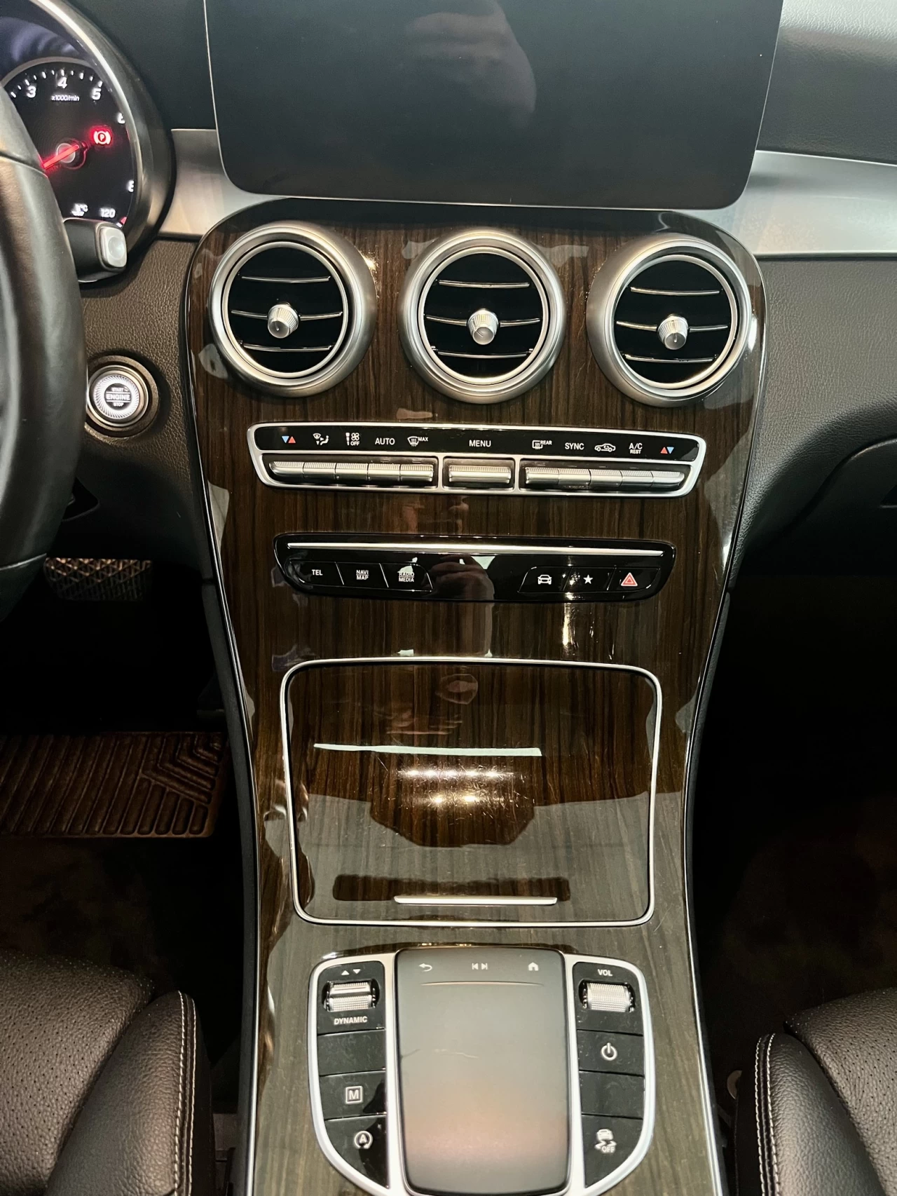 2021 Mercedes-Benz GLC GLC 300 4MATIC SUV *LOW KM* Main Image