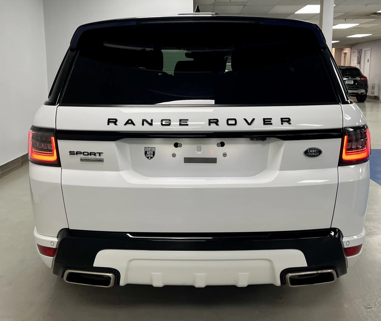 2019 Land Rover Range Rover Sport Supercharged Dynamic HSE AUTO B CONFIGURATION Image principale