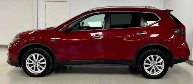 Nissan Rogue AWD 4dr SV 2017