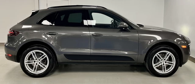 Porsche Macan AWD - PANO ROOF - LANE ASSIST - CAMERA 2018