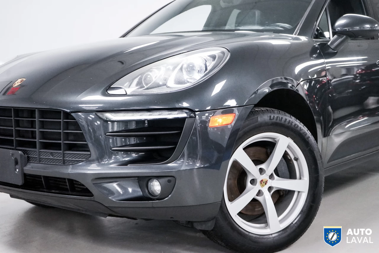2017 Porsche Macan AWD   BOSE   BACKUP CAM   SUNROOF Image principale