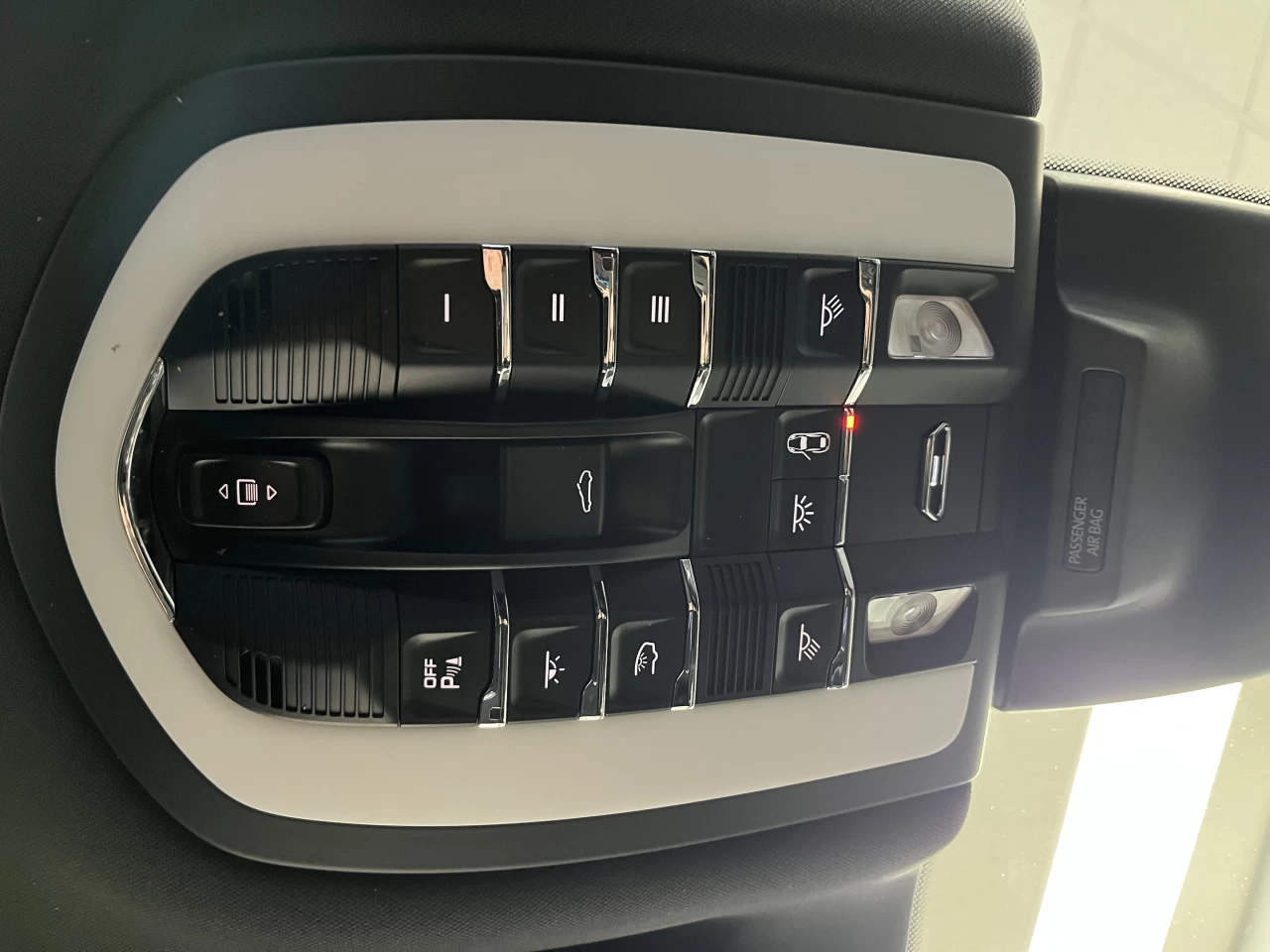 2018 Porsche Macan AWD - PANO ROOF - LANE ASSIST - CAMERA Image principale