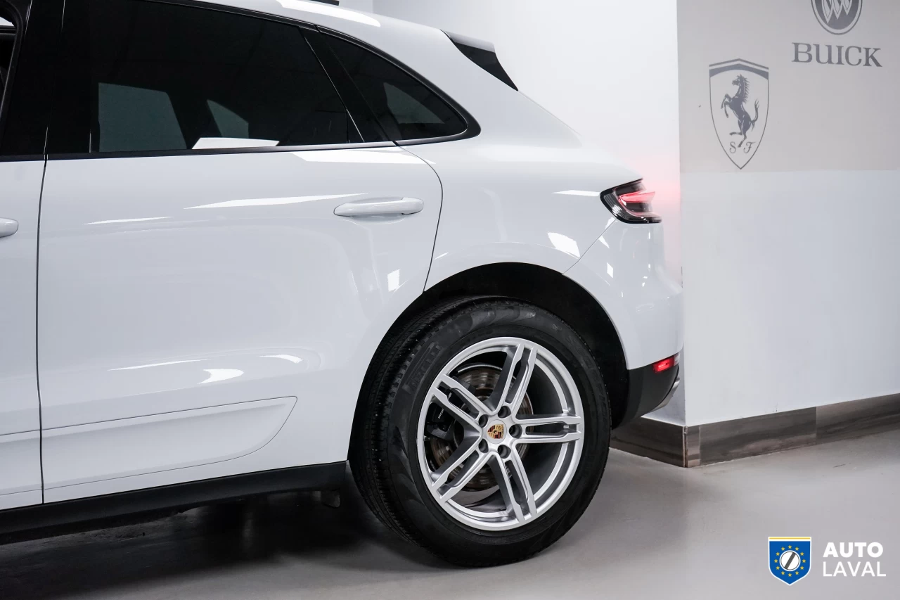2021 Porsche Macan AWD Image principale