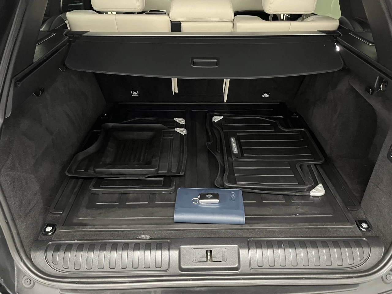 2020 Land Rover Range Rover Sport HST Main Image