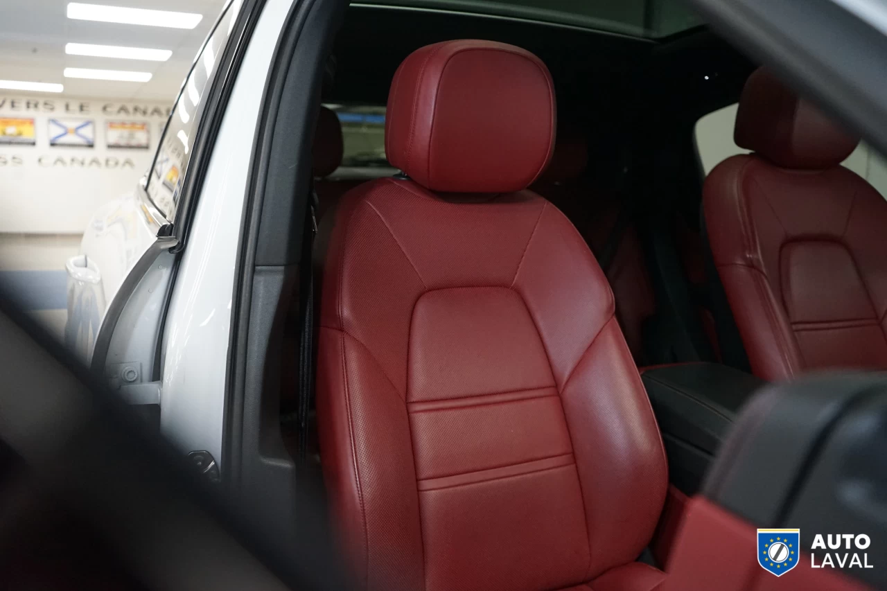 2022 Porsche Cayenne Coupe AWD Image principale