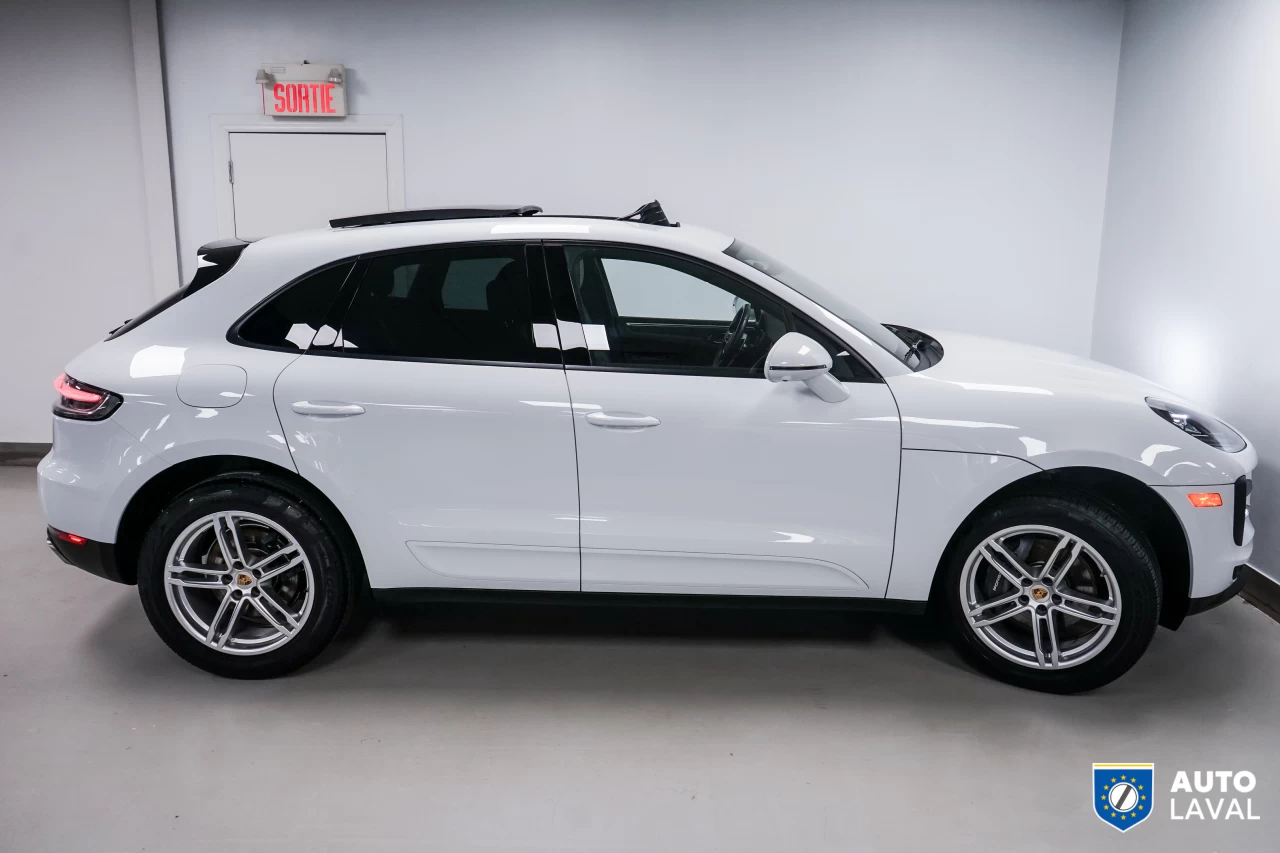 2021 Porsche Macan AWD Image principale