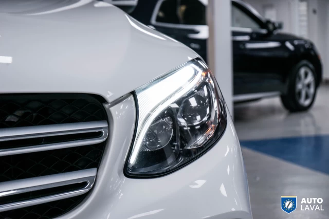 Mercedes-Benz GLC 4MATIC 4dr GLC 300 2016