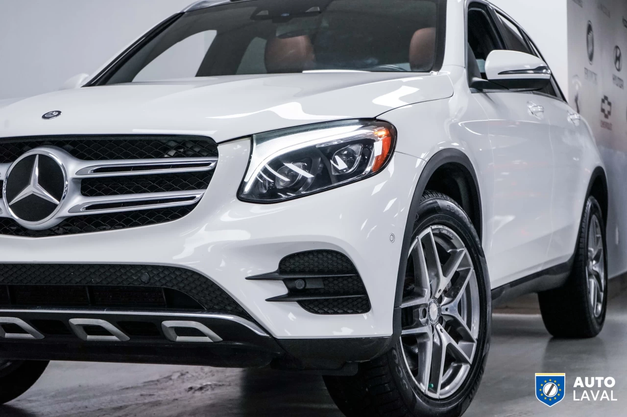 2016 Mercedes-Benz GLC 4MATIC 4dr GLC 300 Image principale