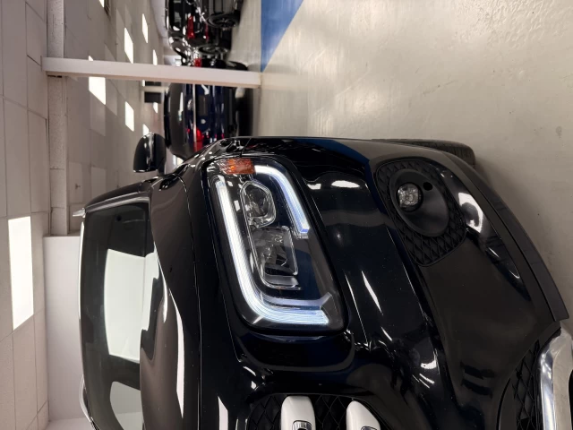 Mercedes-Benz GLB GLB 250 4MATIC SUV 2021