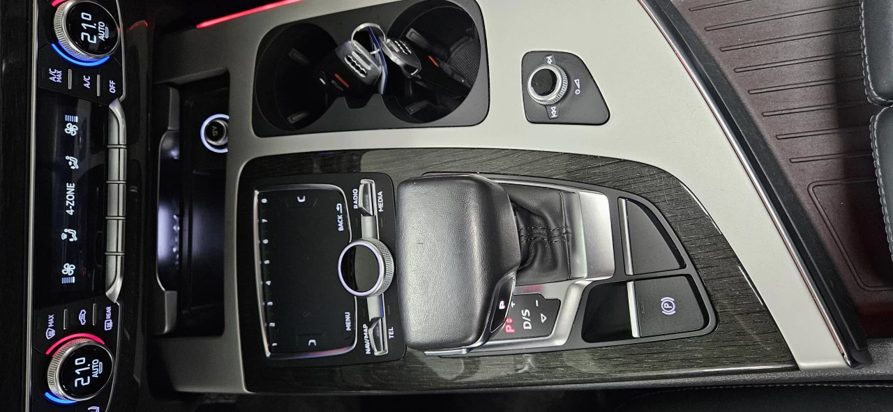 2018 Audi Q7 3.0 TFSI quattro Technik tiptronic Image principale