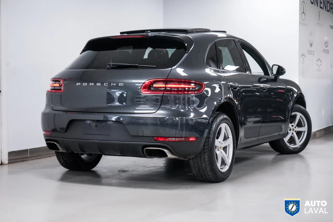 2017 Porsche Macan AWD   BOSE   BACKUP CAM   SUNROOF Image principale
