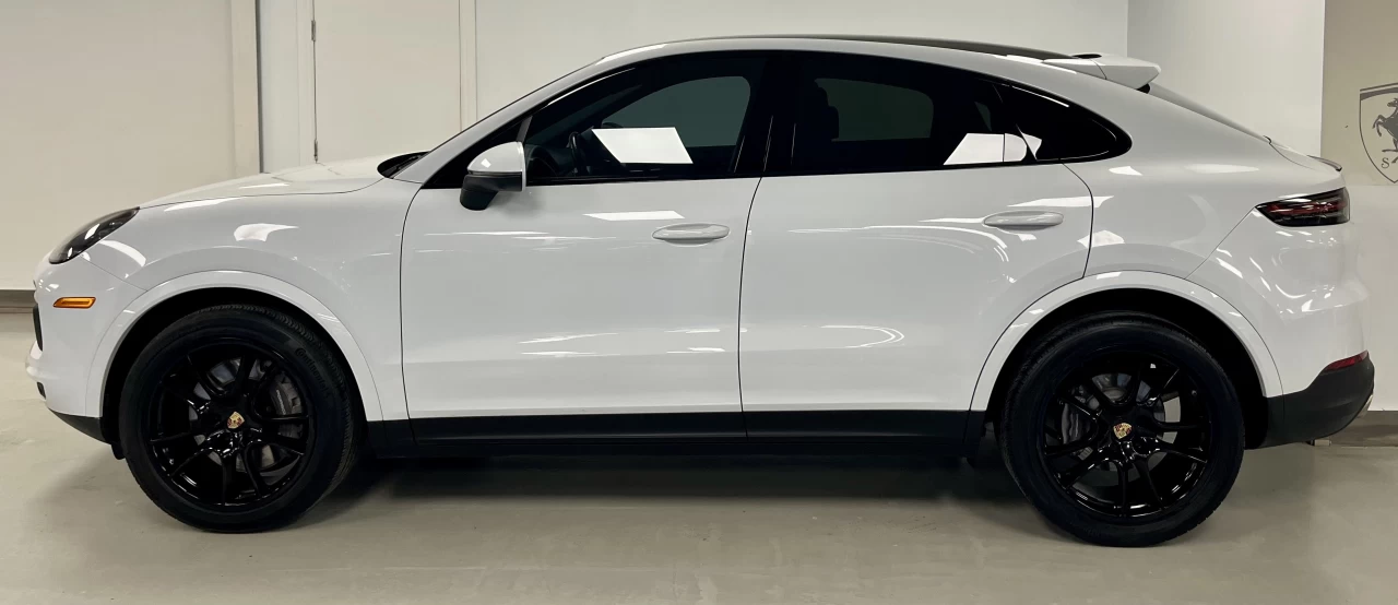 2022 Porsche Cayenne Coupe AWD Main Image