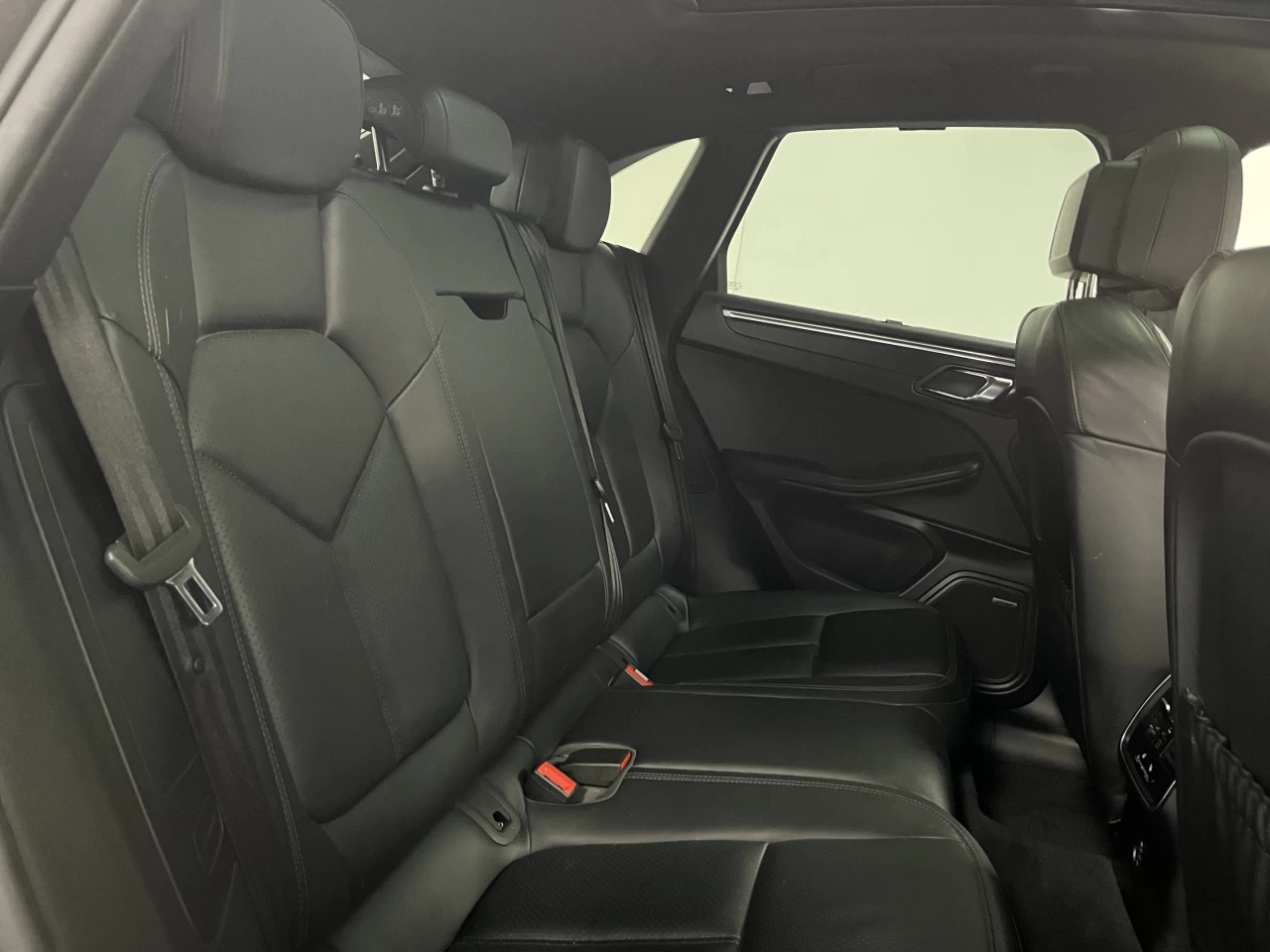 2018 Porsche Macan AWD - PANO ROOF - LANE ASSIST - CAMERA Image principale