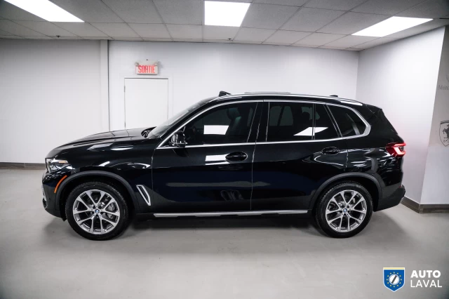 BMW X5 xDrive40i Sports Activity Vehicle 2023