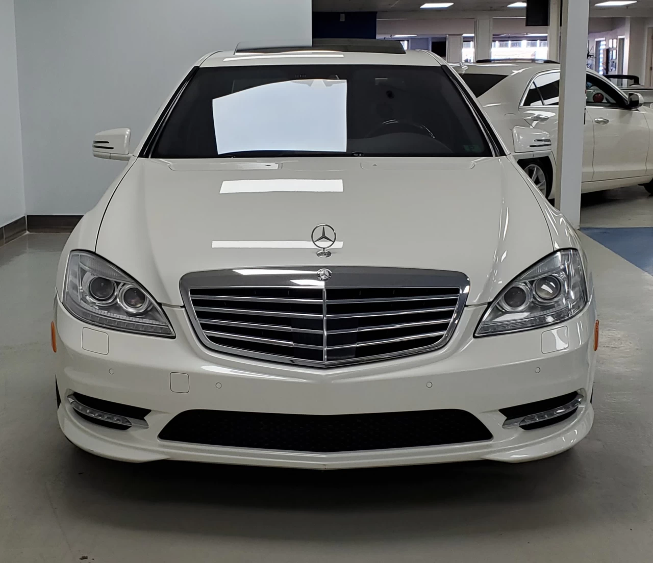 2013 Mercedes-Benz S-Class 4dr Sdn S 550 4MATIC SWB Image principale