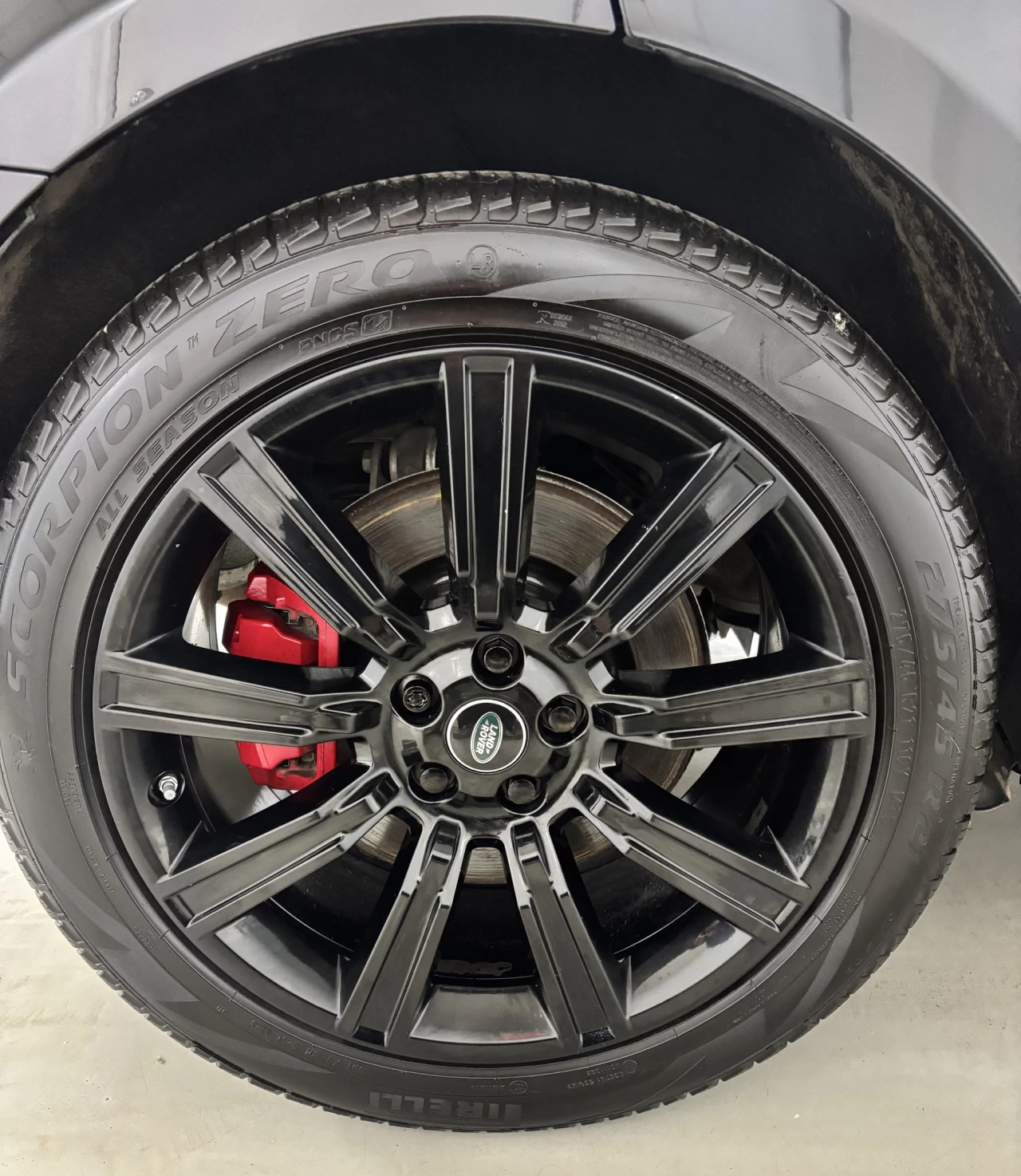 2020 Land Rover Range Rover Sport HST Main Image