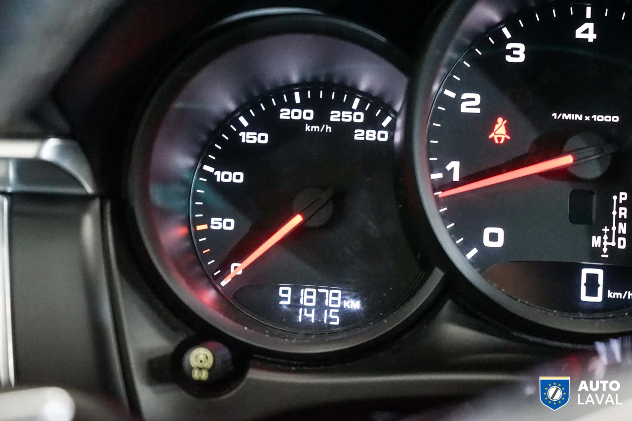 2017 Porsche Macan AWD 4dr Main Image