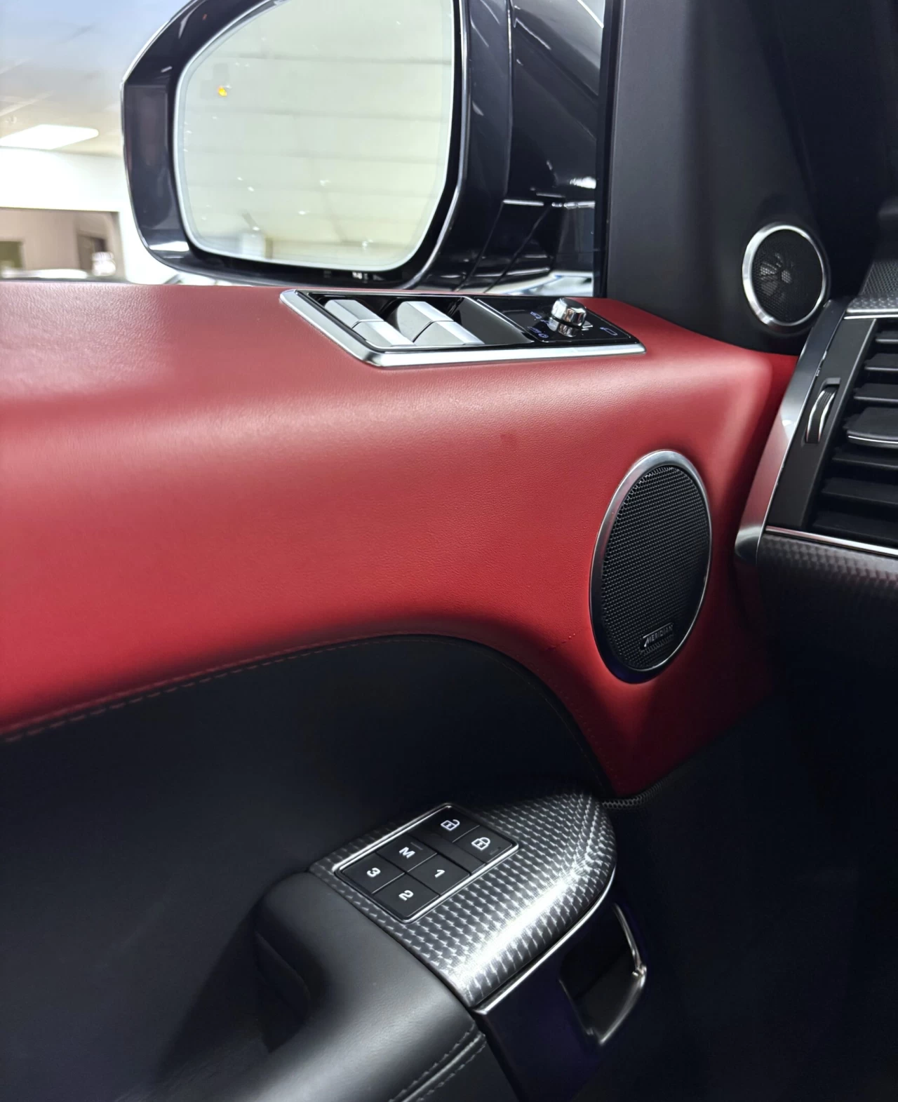 2020 Land Rover Range Rover Sport MHEV HST Main Image