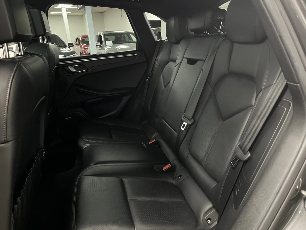 2018 Porsche Macan AWD - PANO ROOF - LANE ASSIST - CAMERA Image principale