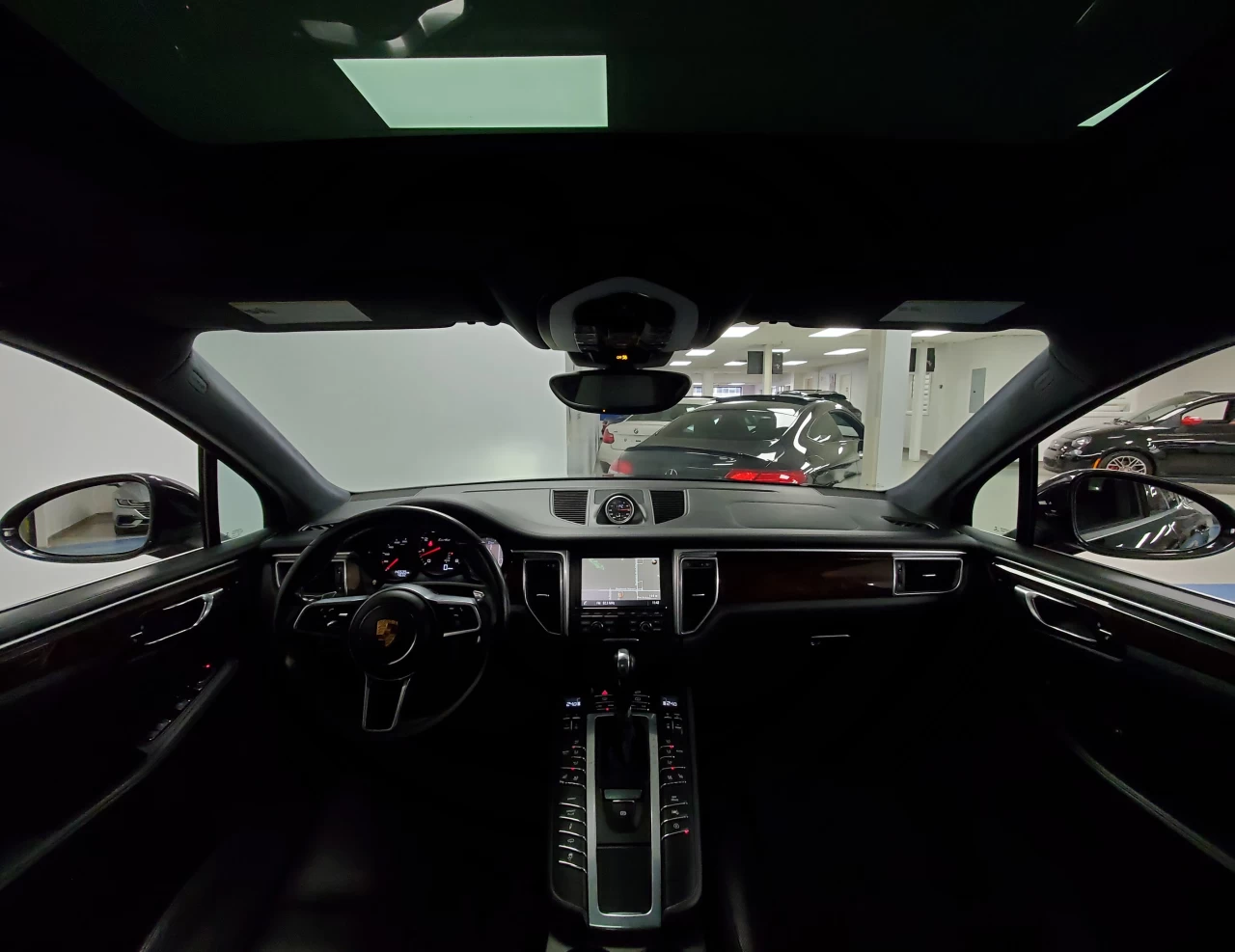 2015 Porsche Macan AWD 4dr Turbo Image principale