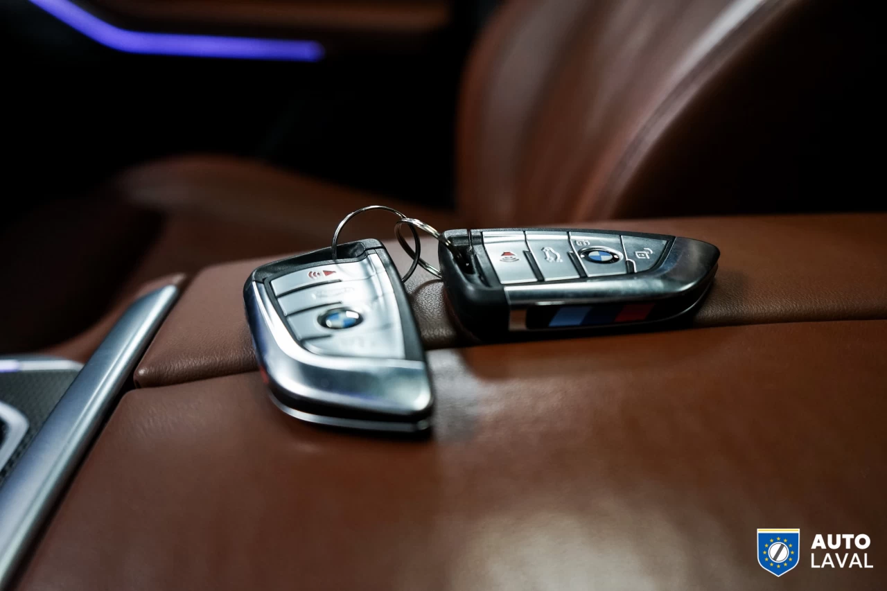 2022 BMW X5 xDrive40i - INDIVIDUAL - SKY LOUNGE - DRAVIT GREY Image principale