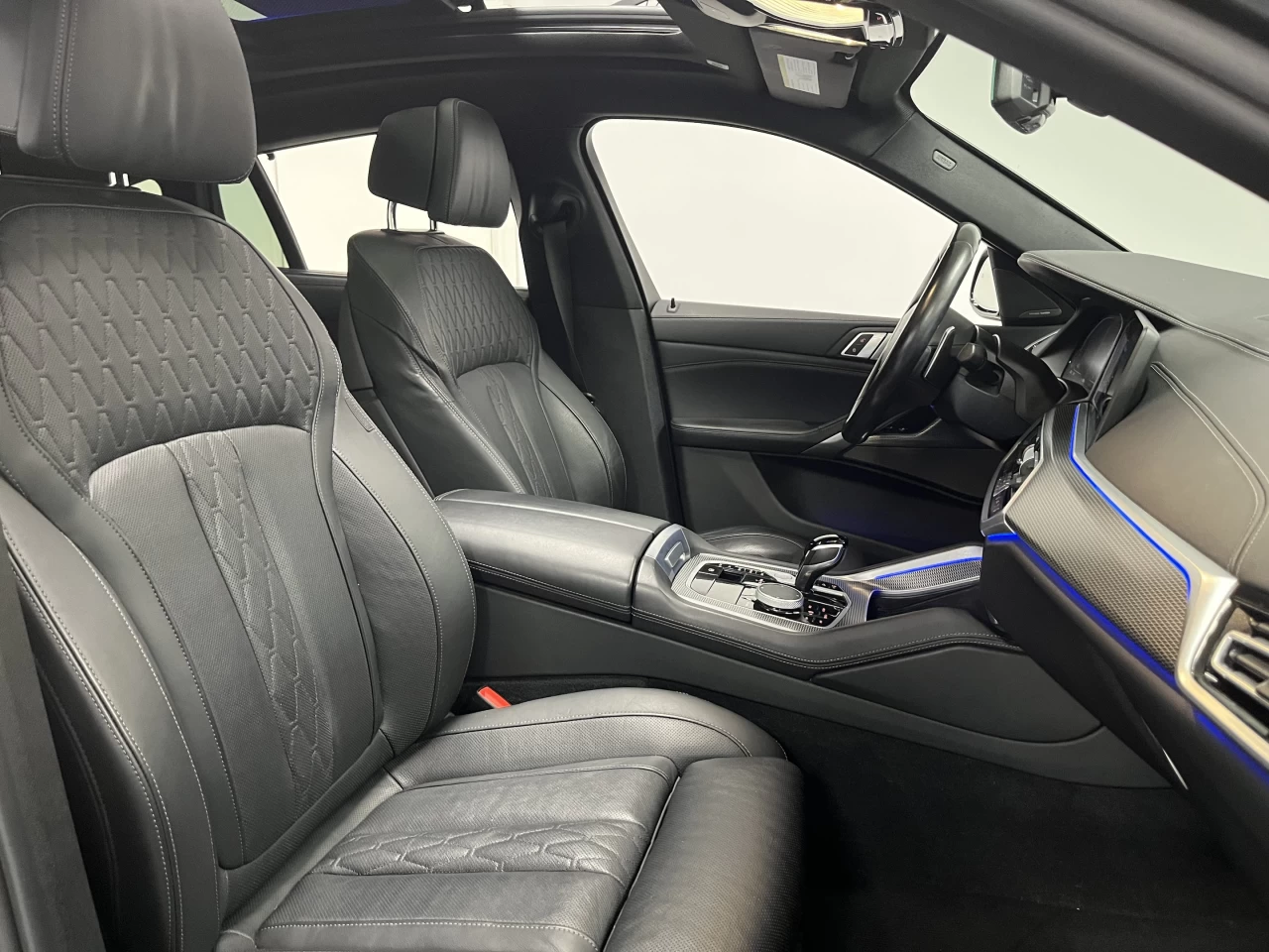 2023 BMW X6 SOLD MSPORT-FROZEN BLACK METALLIC-SKY LOUNGE Main Image