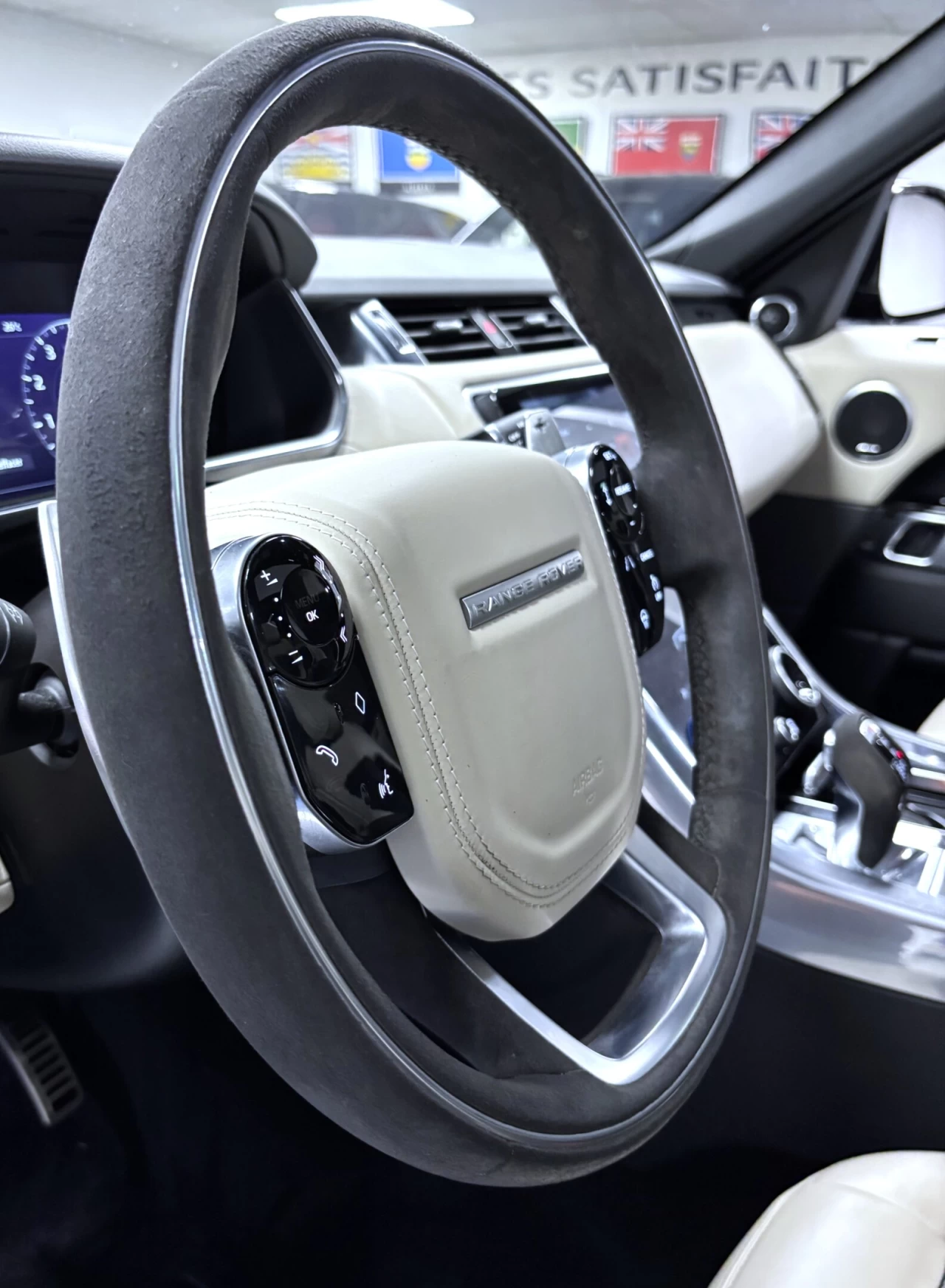 2020 Land Rover Range Rover Sport MHEV HST Image principale